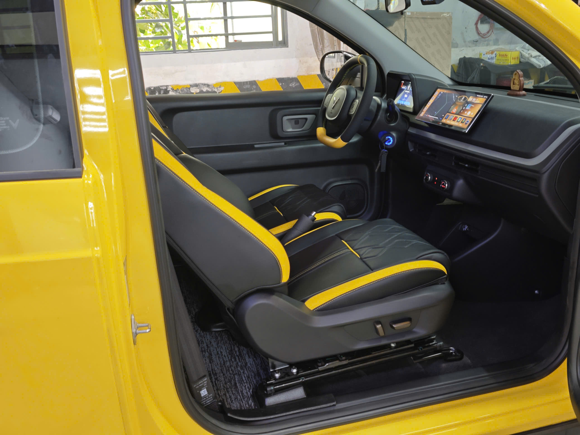Ghế chỉnh điện VinFast Minio Green Uniseat